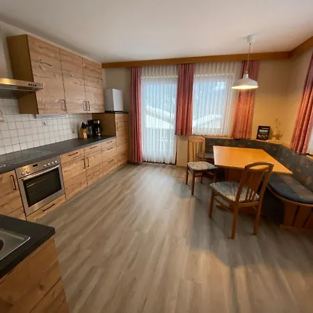 Ferienhaus Bergwelt Σπίτι διακοπών Liesing